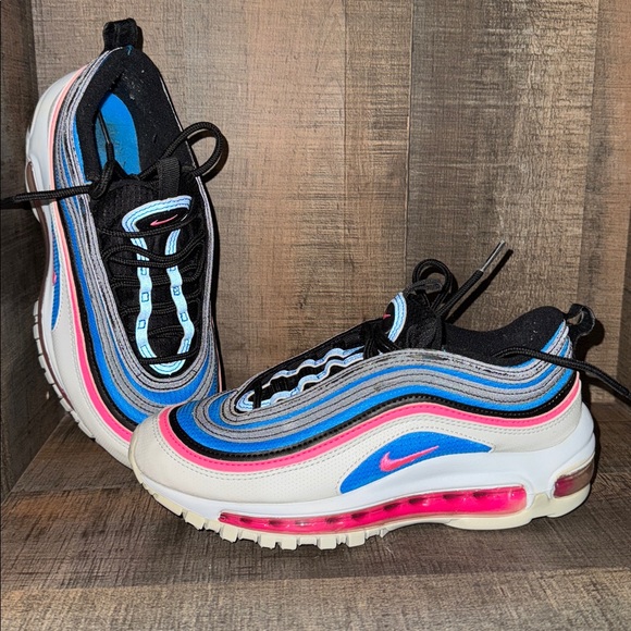 NIKE Air Max 97 Sneakers- size 4Y - Picture 2 of 11